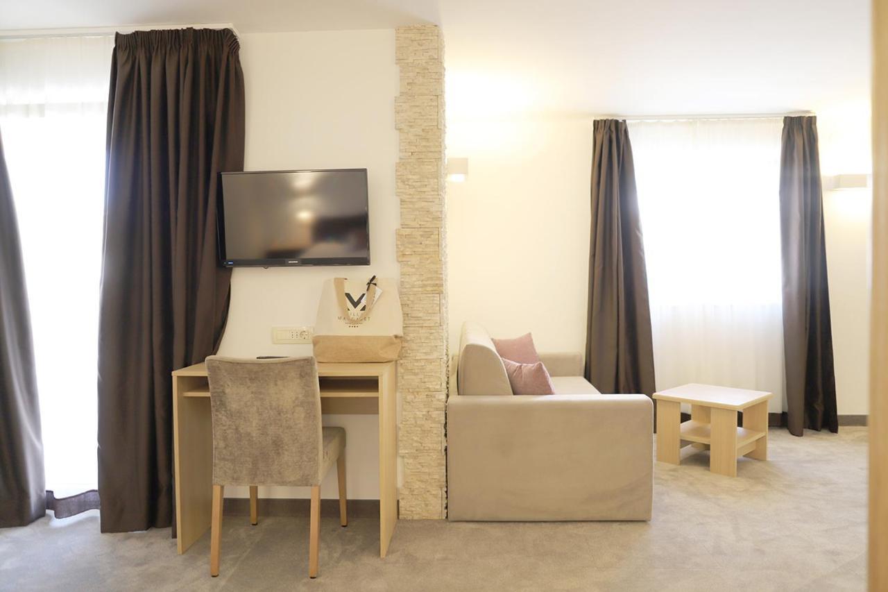 Hotel Villa Margaret Malinska Bagian luar foto