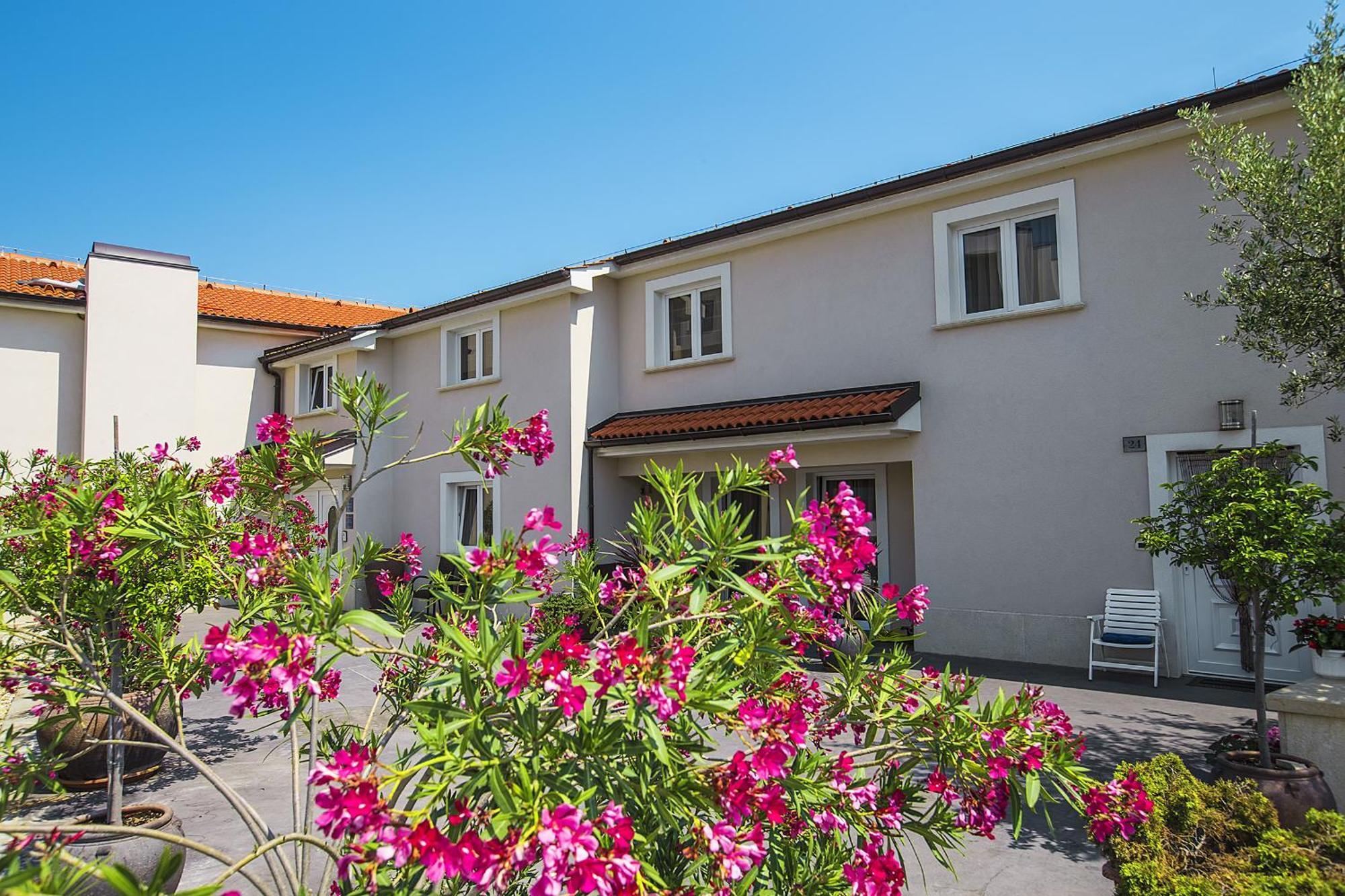 Hotel Villa Margaret Malinska Ruang foto